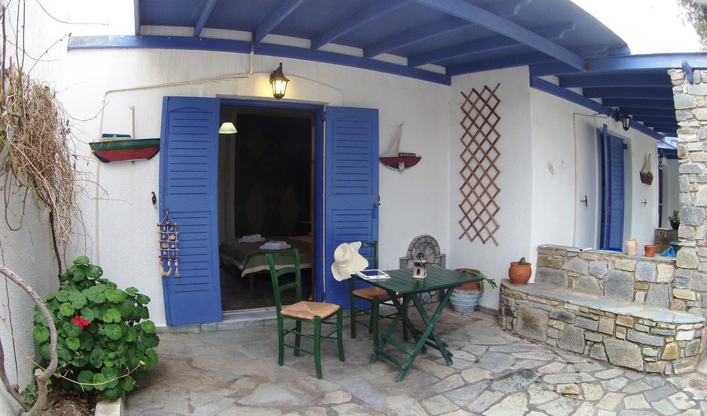 Krotiri Arokaria Hideaway Suites الغرفة الصورة
