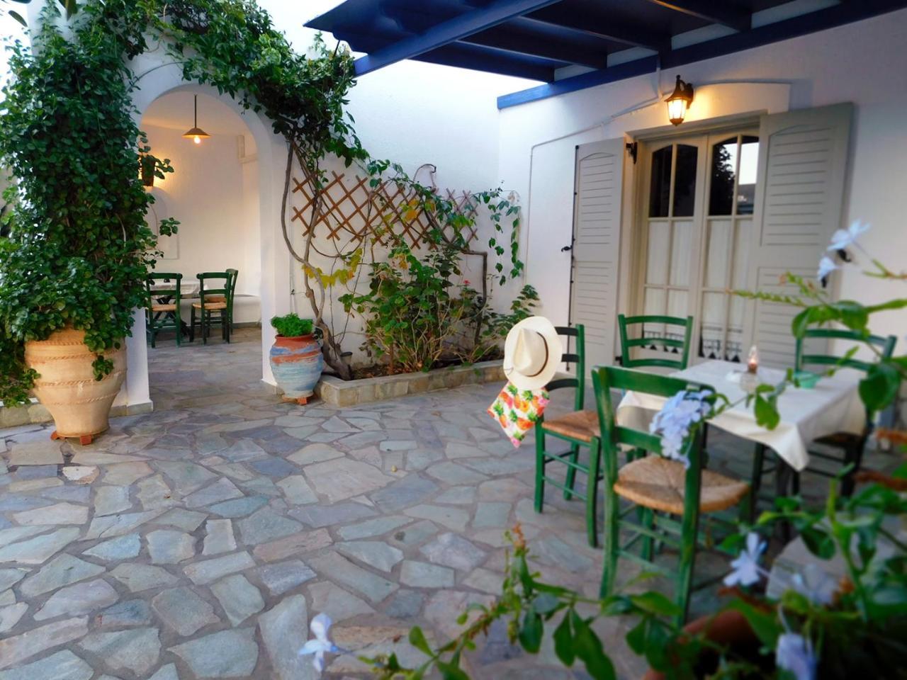 Krotiri Arokaria Hideaway Suites المظهر الخارجي الصورة